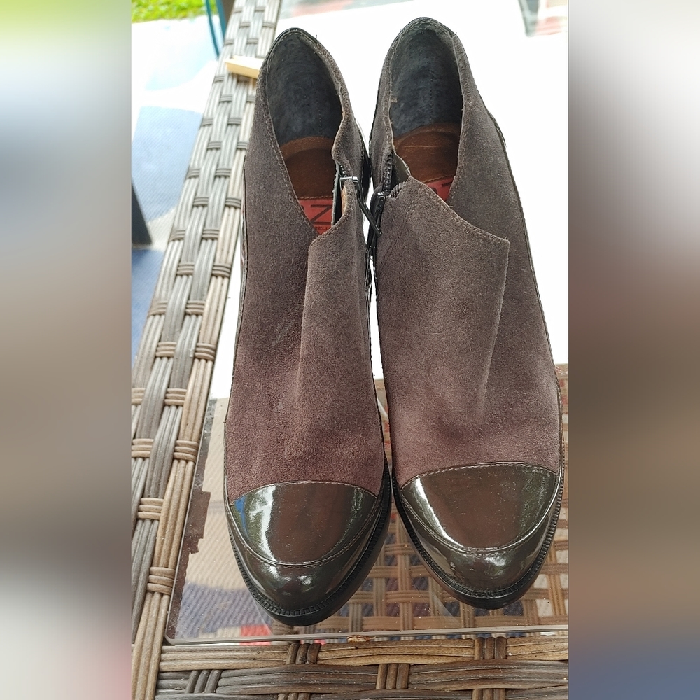 Banfi Zambrelli Made in Italy Bootie sz 9 Brown